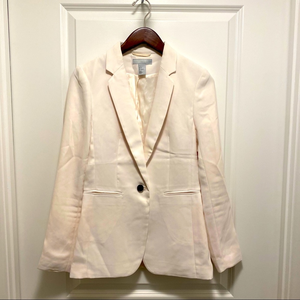 EUC H&M Tuxedo Blazer